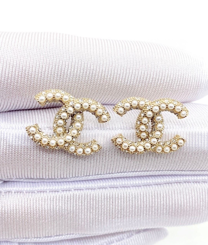 Ch**el earrings